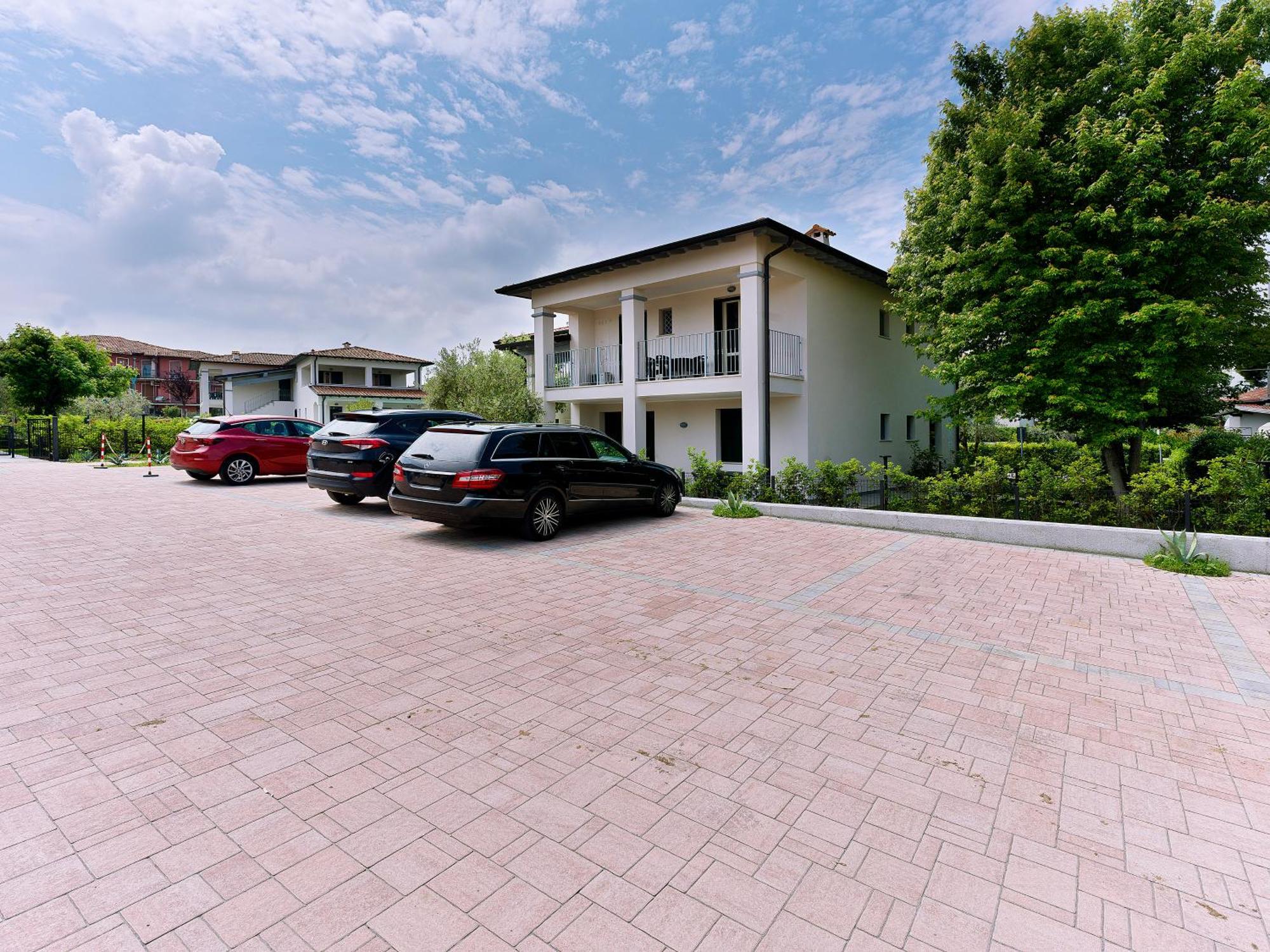 Residence Fiore Rosso Sirmione Exterior photo